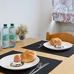Ruhige 2-zimmer-wohnung Fuer 4 Gaeste Semesterbostad Dornbirn