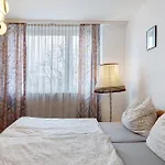 Semesterbostad Ruhige 2-zimmer-wohnung Fuer 4 Gaeste *