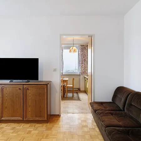 Ruhige 2-zimmer-wohnung Fuer 4 Gaeste Holiday home